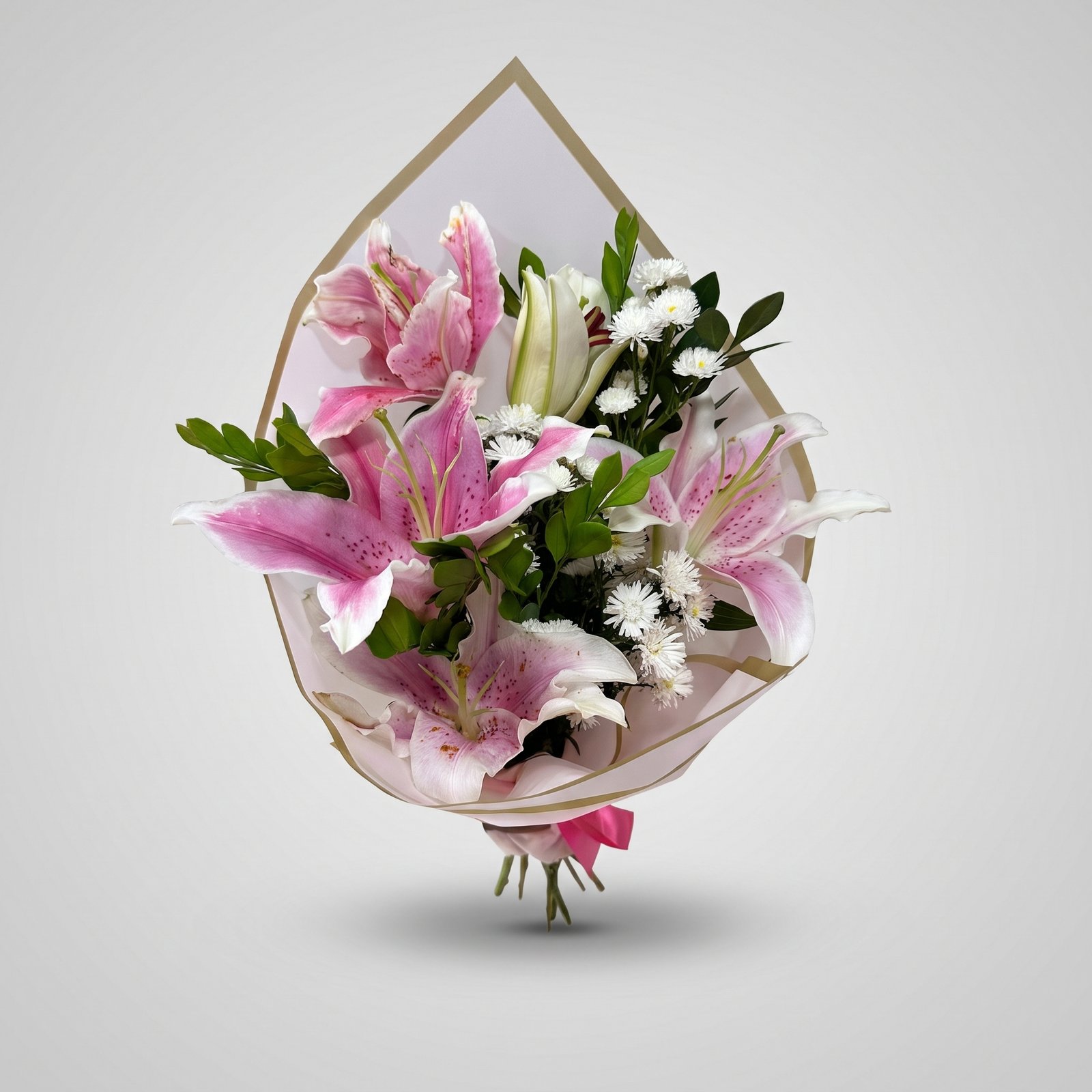 Buquê Pequeno de Lírios Rosa Claro com Mini Margaridas Brancas 1 Buquê Pequeno de Lírios Rosa Claro com Mini Margaridas Brancas