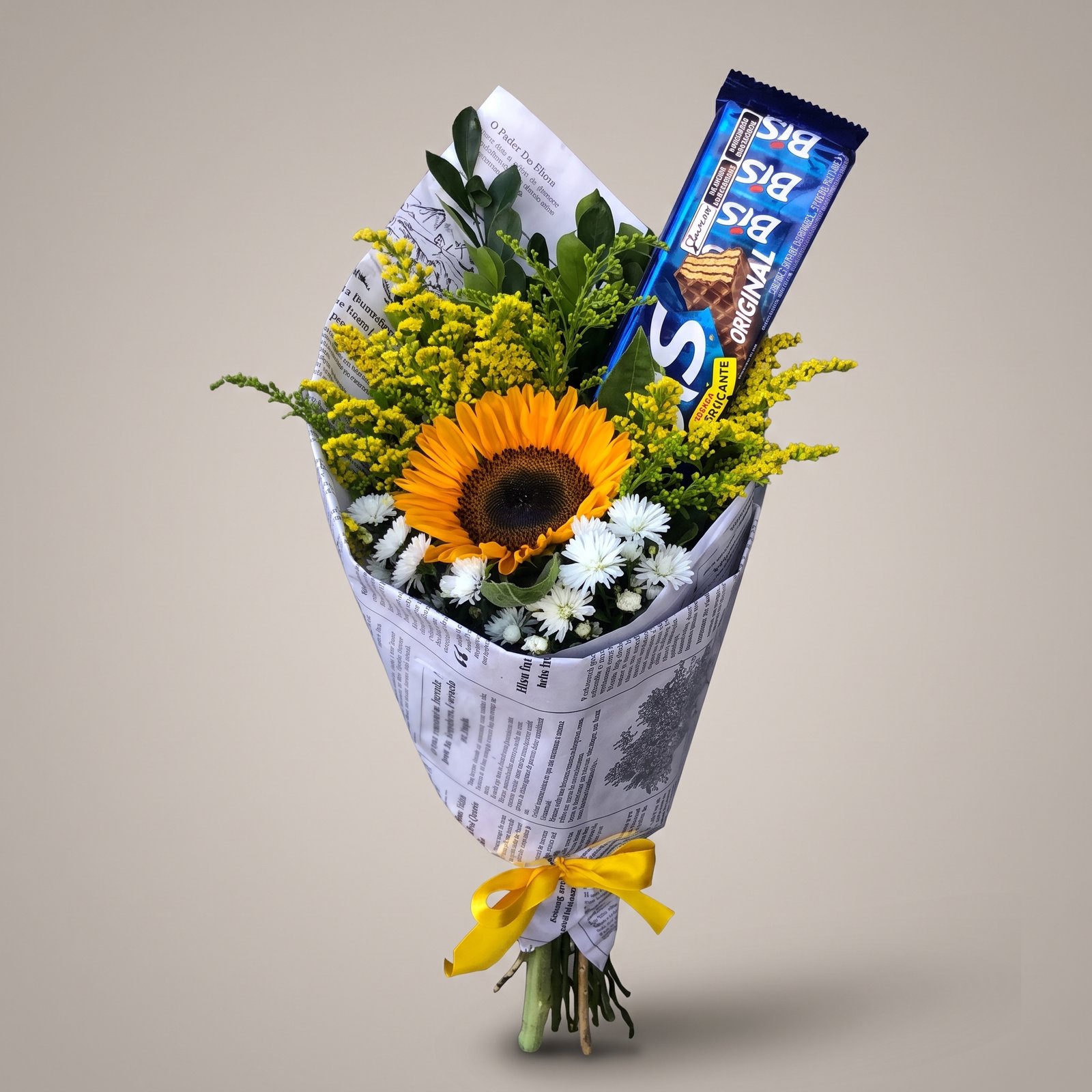 Buquê Girassol e Bis – Kit Presente Floral Criativo com Embalagem Vintage 3 Buquê Girassol e Bis – Kit Presente Floral Criativo com Embalagem Vintage - Imagem 3