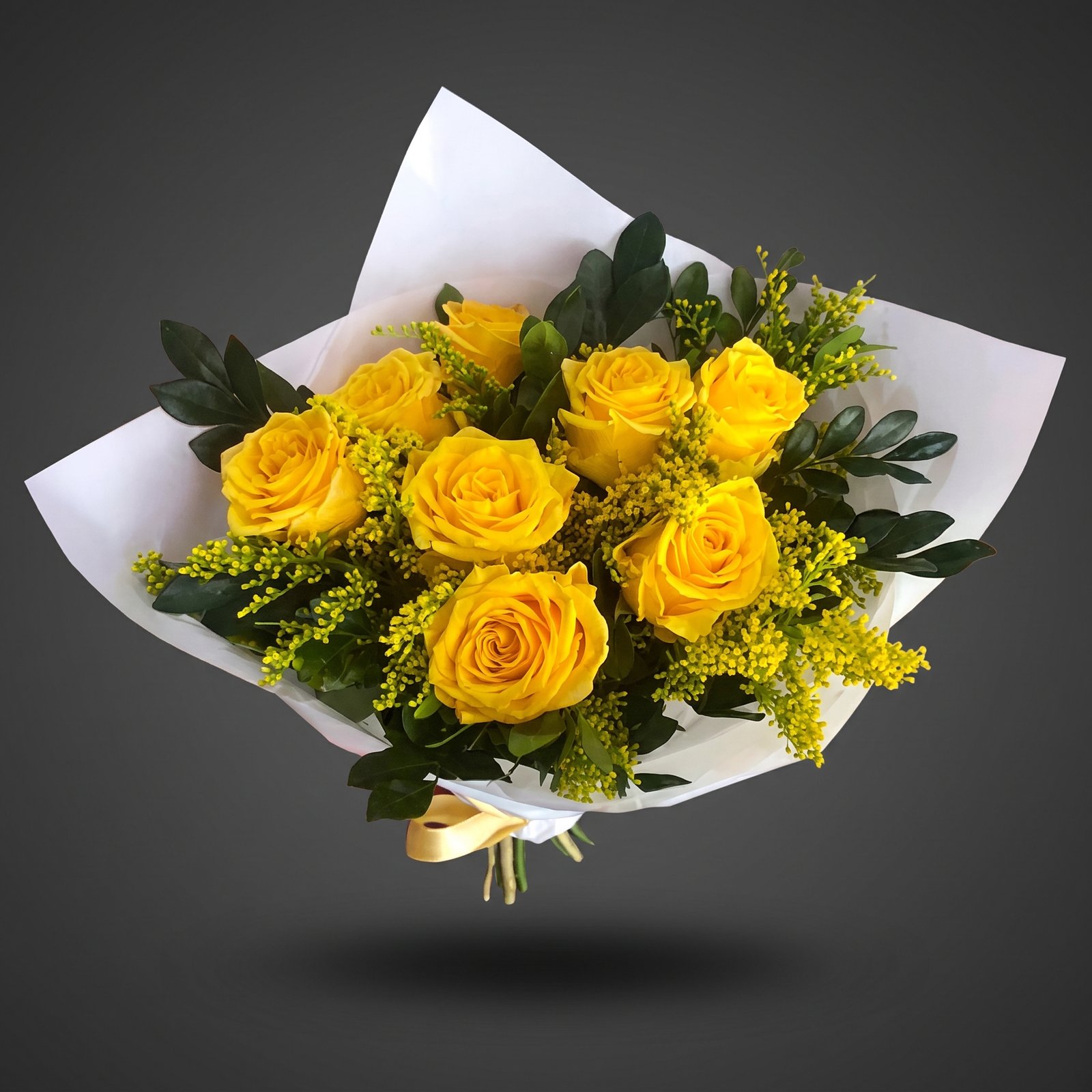 Buquê com 8 Rosas Amarelas Naturais 2 Buquê com 8 Rosas Amarelas Naturais - Imagem 2